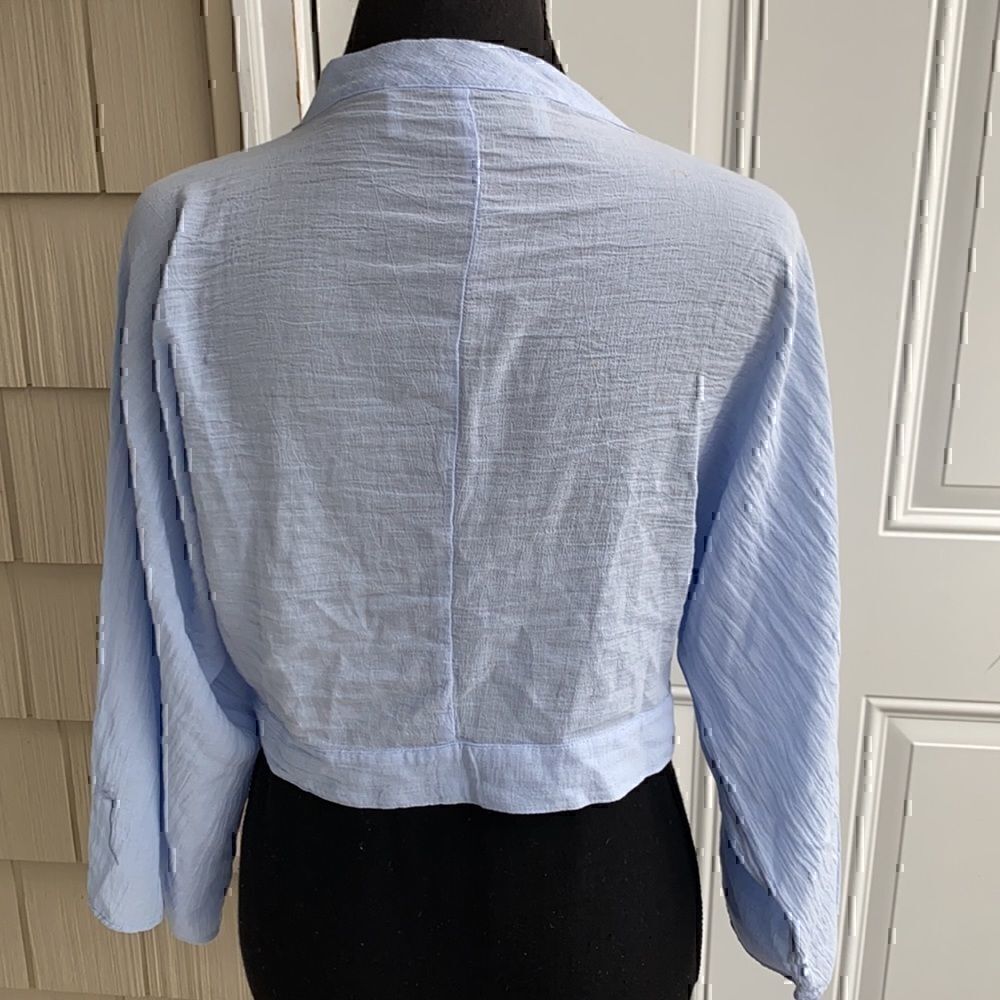 New! Blue Life Wrap Crop Top Baby Blue Small - Picture 4 of 7